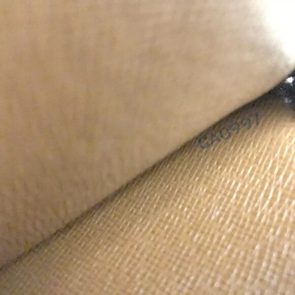 Louis Vuitton Monogram Portefeiulle Sarah Long Bifold Wallet ✅COA Included - Picture 16 of 16